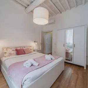 Appartement 32 Nero - San Niccolo, Florence