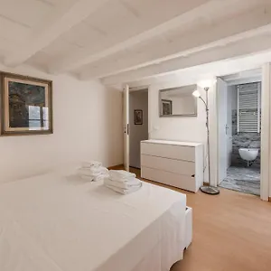 Apartment Santa Croce Palace By Mmega, Florence